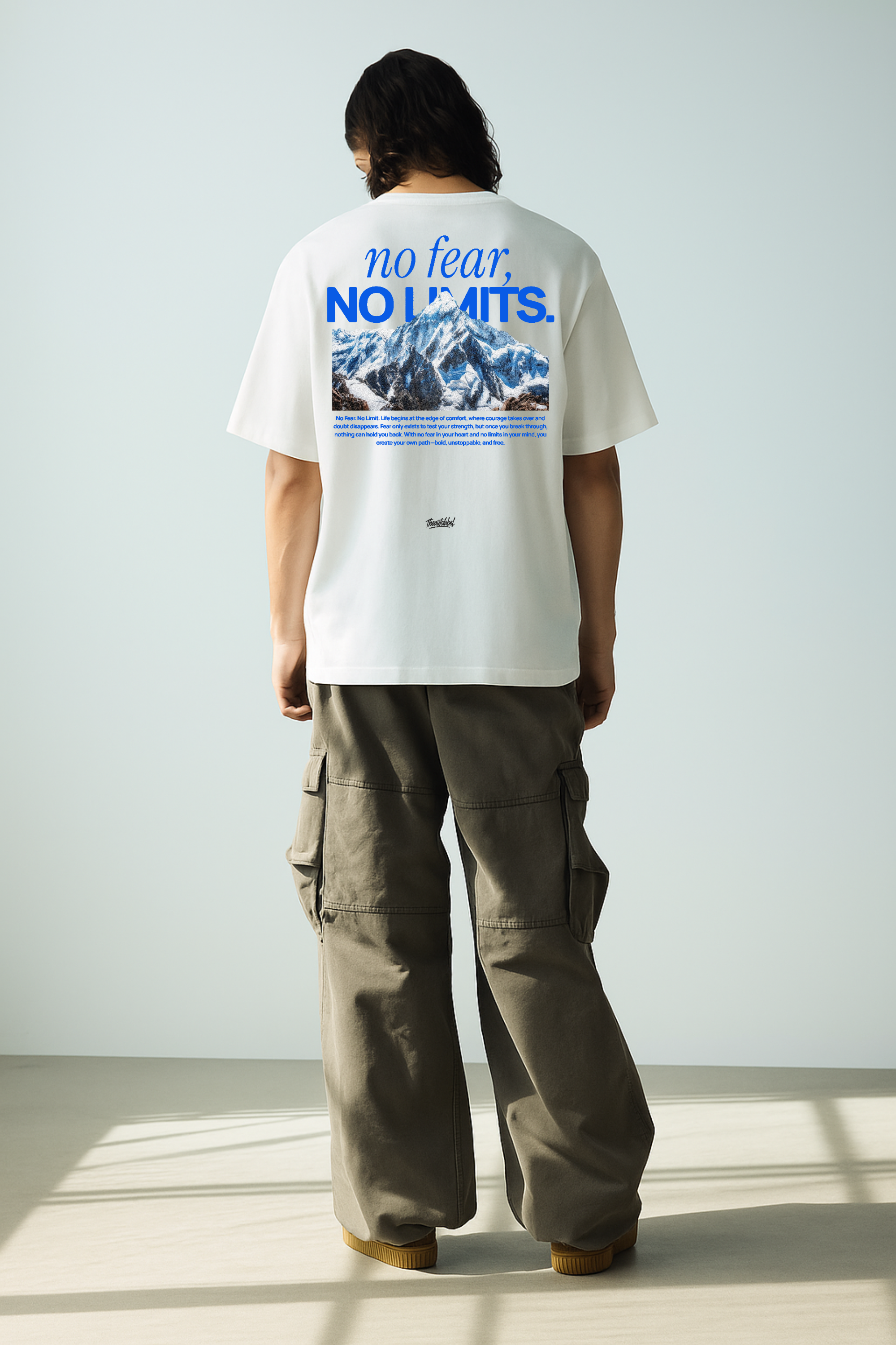 NO LIMITS TEE